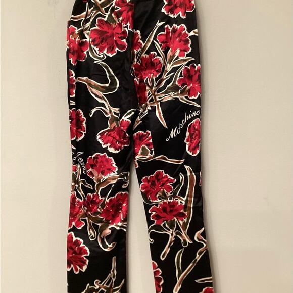 Moschino Vintage Jeans Rare Find in Size 6.  Beautiful Holiday Colors! Preloved. - Picture 3 of 8